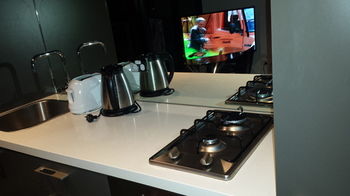 Amazing Accommodations South Yarra - Sydneys Hotel 1