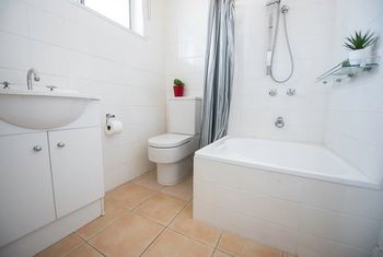 Apartment2c - Somerset - Sydneys Hotel 5