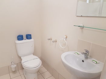 Bentley Waterfront Motel & Cottages - Sydneys Hotel 8