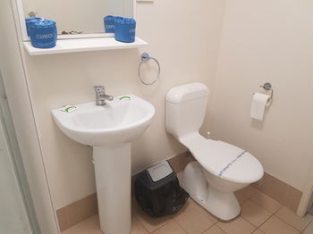 Bentley Waterfront Motel & Cottages - Sydneys Hotel 10