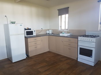 Bentley Waterfront Motel & Cottages - Sydneys Hotel 72