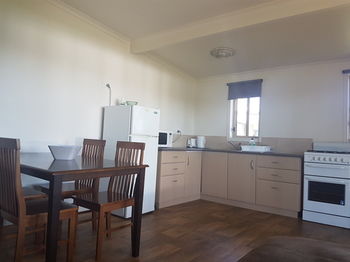 Bentley Waterfront Motel & Cottages - Sydneys Hotel 73