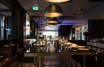 Pullman Sydney Airport - Sydneys Hotel 4