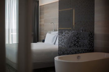 Pullman Sydney Airport - Sydneys Hotel 32