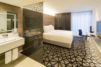 Pullman Sydney Airport - Sydneys Hotel 42