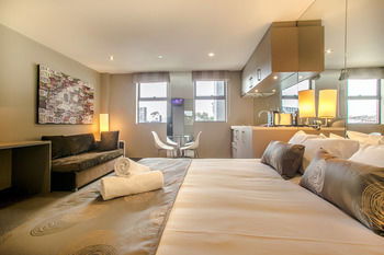 Comfy Kew Apartments - Sydneys Hotel 5
