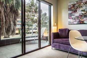 Comfy Kew Apartments - Sydneys Hotel 6