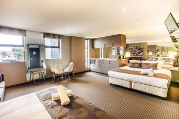 Comfy Kew Apartments - Sydneys Hotel 9