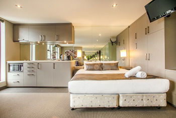 Comfy Kew Apartments - Sydneys Hotel 11