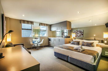 Comfy Kew Apartments - Sydneys Hotel 12