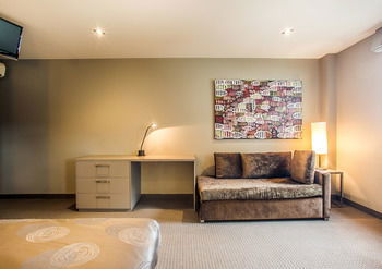 Comfy Kew Apartments - Sydneys Hotel 14