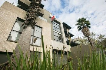 Comfy Kew Apartments - Sydneys Hotel 21