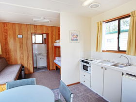 Discovery Parks - Mornington, Hobart - Sydneys Hotel 1