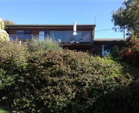 Lake Eckersley Campground - Sydneys Hotel 1