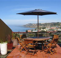 High On Penguin - Sydneys Hotel