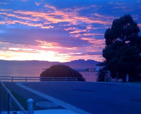 Amos House And Swansea Ocean Villas - Sydneys Hotel 3