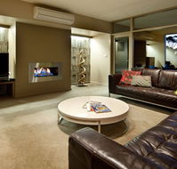 Mineral Spa Villas - Sydneys Hotel