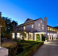 Peppers Mineral Springs Hotel - Sydneys Hotel