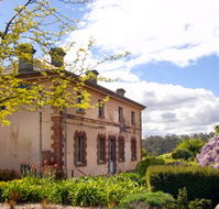 Villa Parma at Peppers Mineral Springs Hotel - Sydneys Hotel