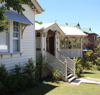 Minto Guest House - Sydneys Hotel