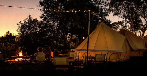 Adams Beach Camping Ground - Sydneys Hotel 1