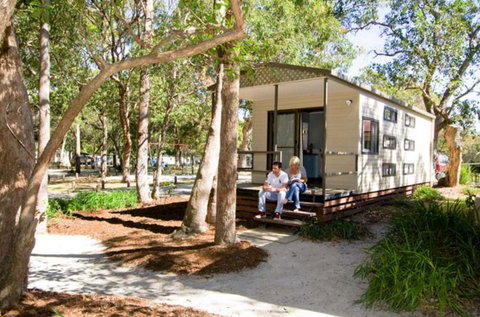Adder Rock Camping Ground - Sydneys Hotel 1