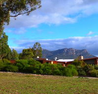 Meringa Springs - Sydneys Hotel
