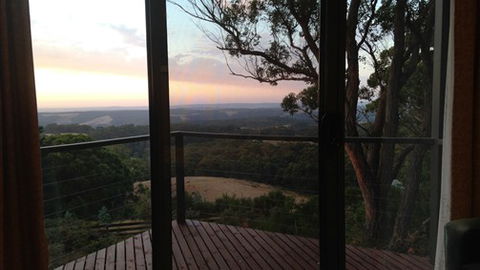 Southern Anchorage Retreat - Sydneys Hotel 1
