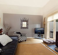 Lake Como Villa  Studio - Daylesford