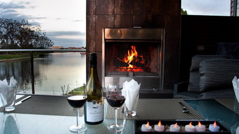 Gippsland Lakehouse - Sydneys Hotel 6