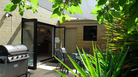 Acacia Villa - Sydneys Hotel 2