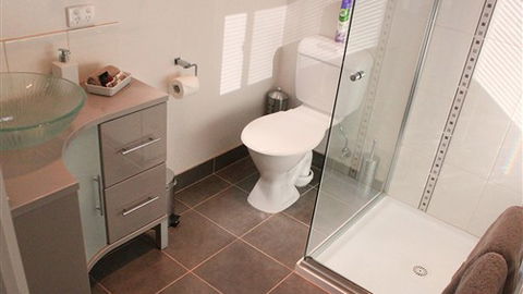 Acacia Villa - Sydneys Hotel 4