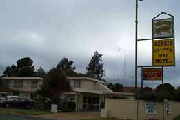Acacia Golden Way Motel - Sydneys Hotel 0