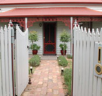 Airleigh Rose Cottage - Sydneys Hotel