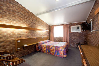 Allan Cunningham Motel And Old Wagon Restaurant - Sydneys Hotel 7