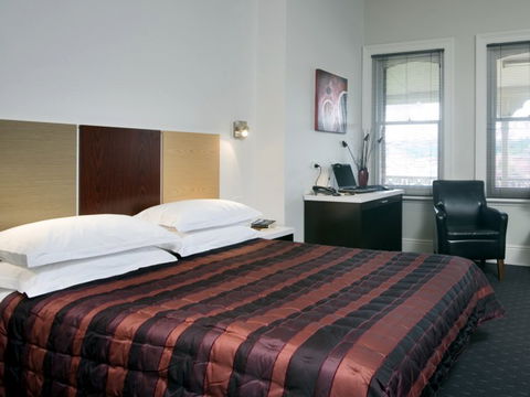 Auldington Hotel - Sydneys Hotel 3