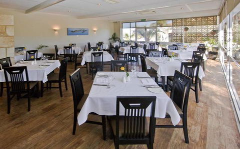 BEST WESTERN Hospitality Inns Geraldton - Sydneys Hotel 4