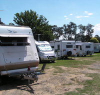 Canberra Carotel Motel  Caravan Park - Sydneys Hotel