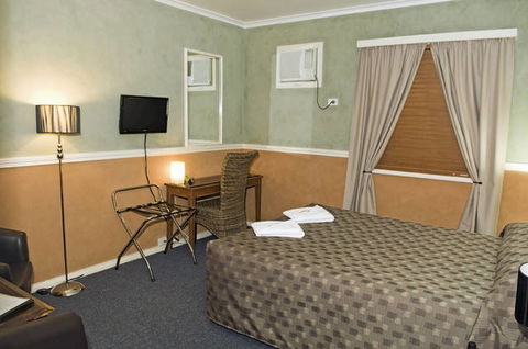 City Motor Inn Toowoomba - Sydneys Hotel 3