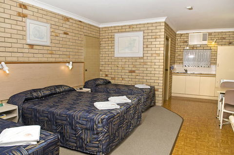 City Motor Inn Toowoomba - Sydneys Hotel 4