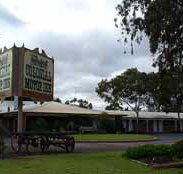 Colonial Motor Inn - Sydneys Hotel