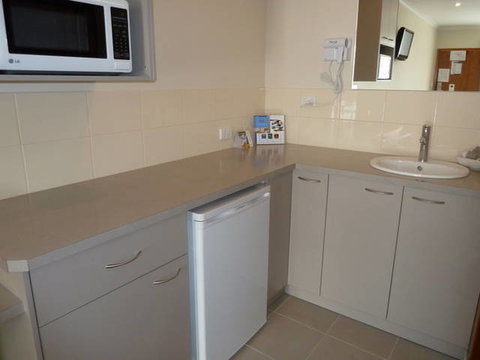 Werribee Motel & Apartments - Sydneys Hotel 2