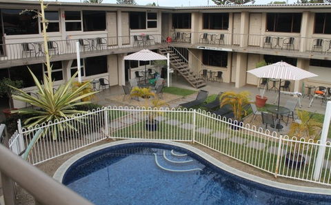 A'Montego Mermaid Beach Motel - Sydneys Hotel 0