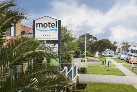 Motel On A Beckett - Sydneys Hotel 8
