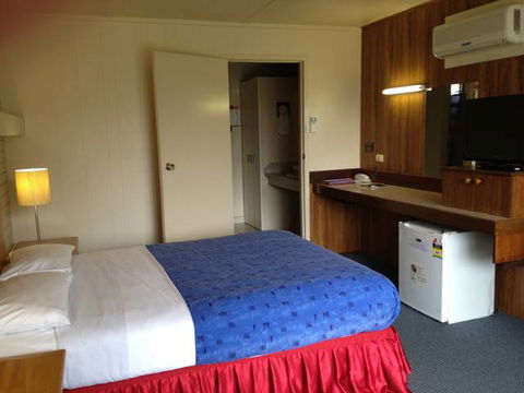 Econo Lodge Statesman Ararat - Sydneys Hotel 2