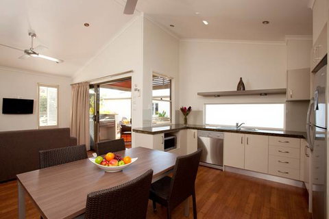 NRMA Treasure Island Holiday Park - Sydneys Hotel 2