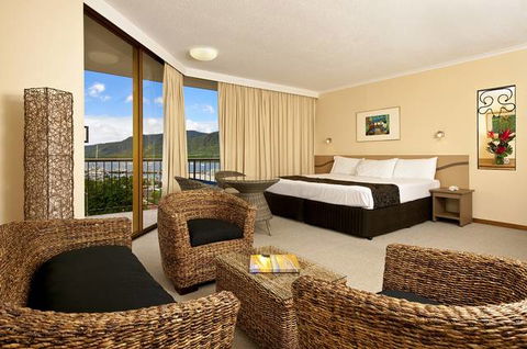 Pacific Hotel Cairns - Sydneys Hotel 0
