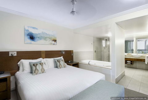 Pinnacles Resort & Spa - Sydneys Hotel 1