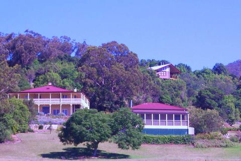 R On The Downs - Sydneys Hotel 1