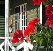 Sonja's Bed  Breakfast - Sydneys Hotel